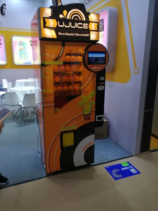 Fresh Squeezed Orange Juice Vending Machine